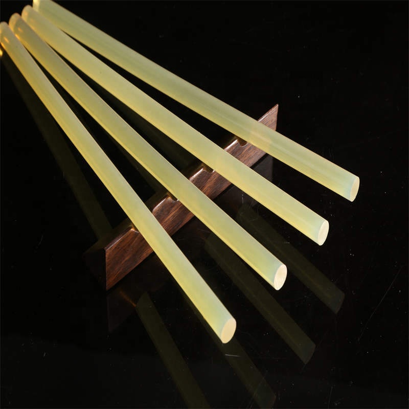 Best-selling environmentally friendly EVA material yellow high-viscosity glue stick