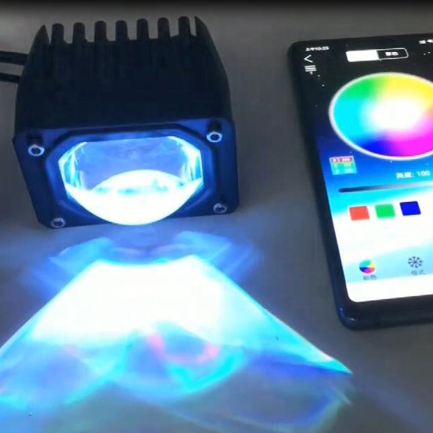 Цветная (RGB подсветкой клавиатуры Bluetooth управление музыкой P25 проектор Мини дальнего света двойной цвет желтый белый 35 Вт led рабочий свет для грузовиков
