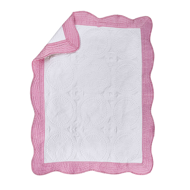 Heirloom Baby Blankets 36*46 Inch Soft 100% Cotton Scalloped Monogrammed Heirloom Baby Quilt