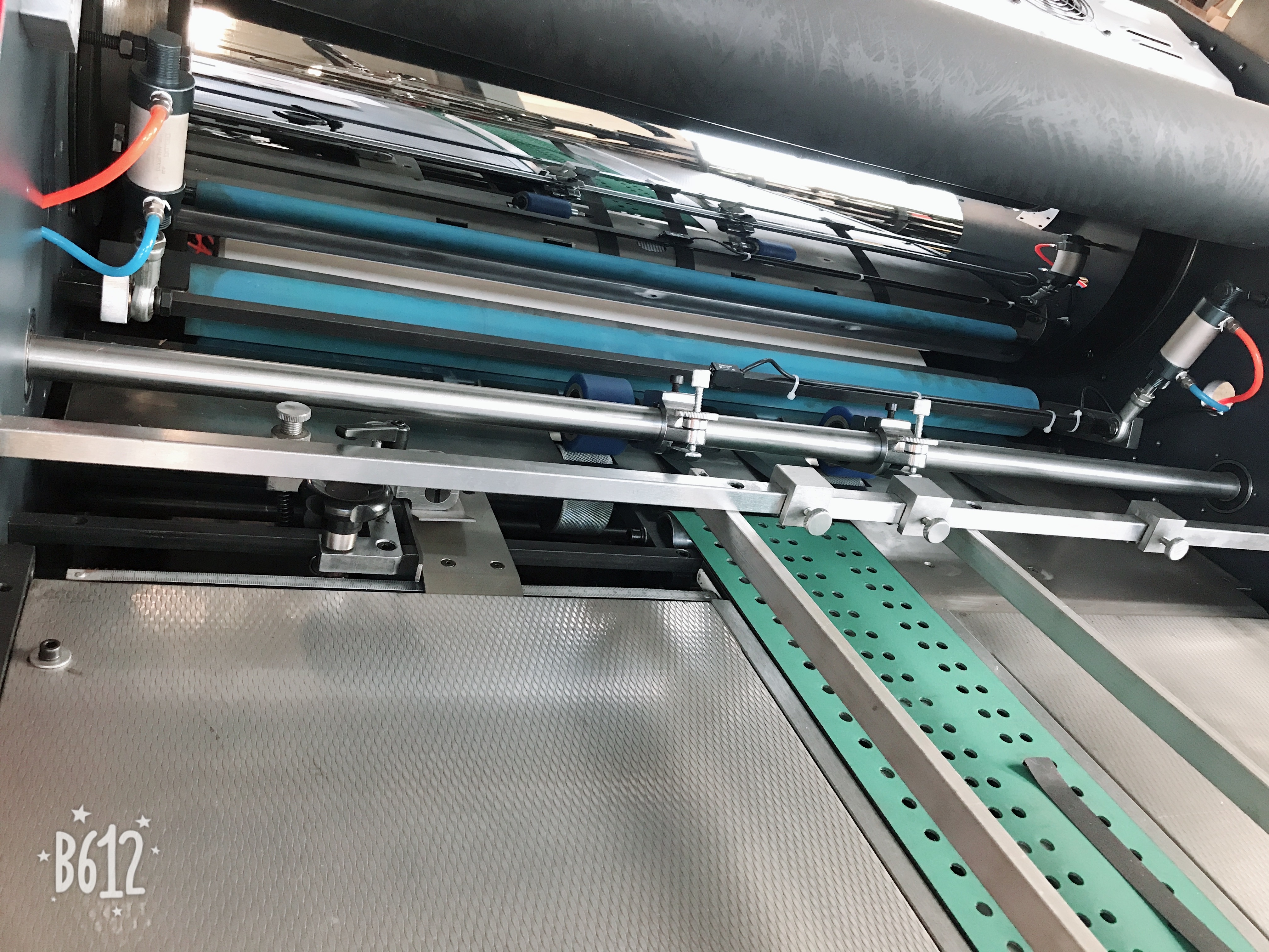 CF740A  Automatic sheet paper  laminating machine