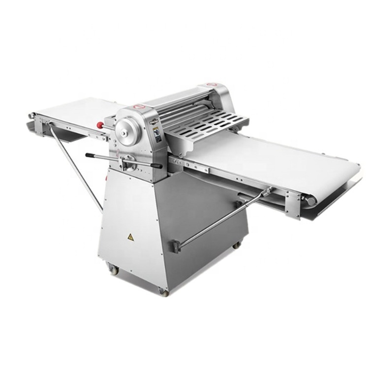 Automatic dough sheet rolling machine for croissant meringue bread puff pastry making
