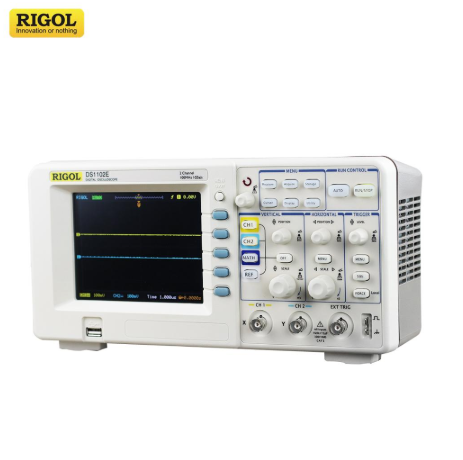 Цифровой осциллограф RIGOL DS1102E, 2 аналоговых канала, полоса пропускания 100 МГц, частота дискретизации 1 Гвыб/с