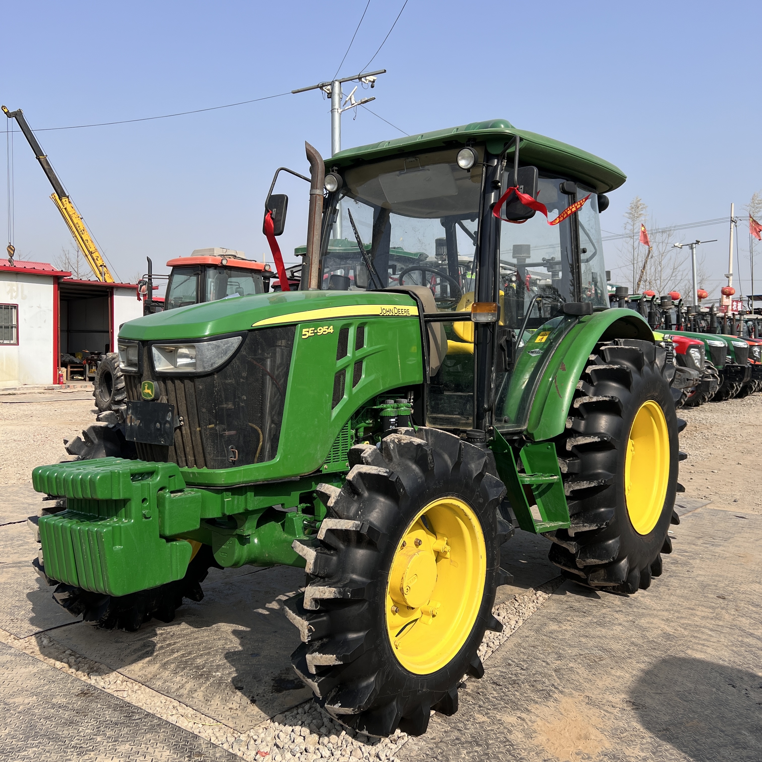 Подержанный трактор JOHN 5e-954 DEERE с шинами для рисовых полей 95 л.с. Сельскохозяйственный Трактор Сельскохозяйственная техника трактор с кабиной хорошего качества для Sa
