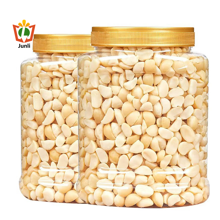 Nut-based macadamia nuts, half an organic healthy snack for leisure