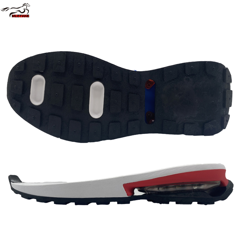 High Quality Men Fashion 2023 Chunky Sneaker Breathable Running Non Slip Soft Street Style Men Height Increase Shoes Sole
