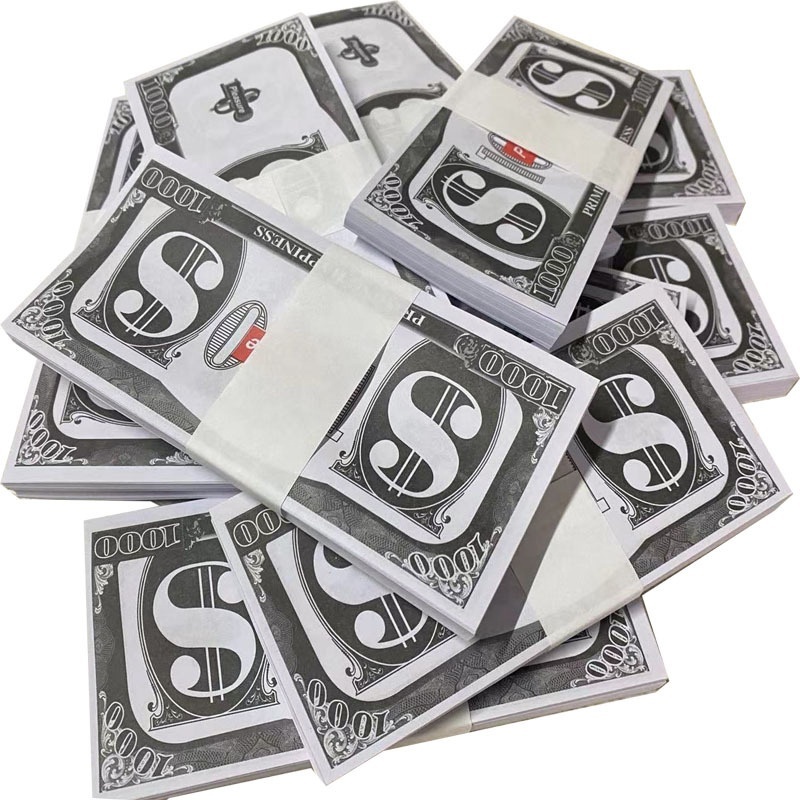 High Quality 100pcs Realistic Paper Money Banknotes Spray Gun Dollar Movie Prop Fake Money for Wedding Christmas Party Props