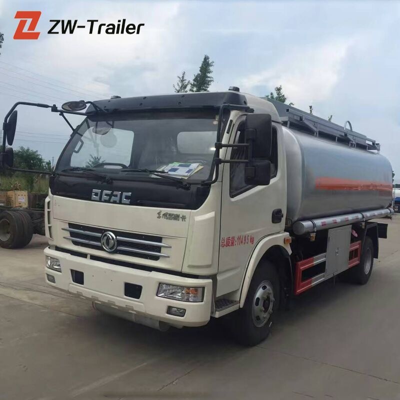 Used 4X2 fuel oil tanker truck refueling truck for sale
