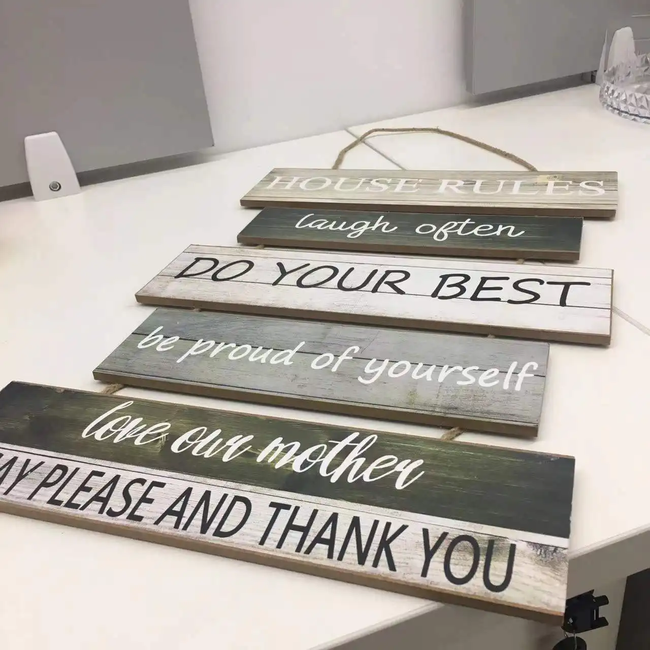 6 Pieces Home Decoration Signs Rustic Wall Hanging Plaque Sign Wall Hanging Wooden Signs
