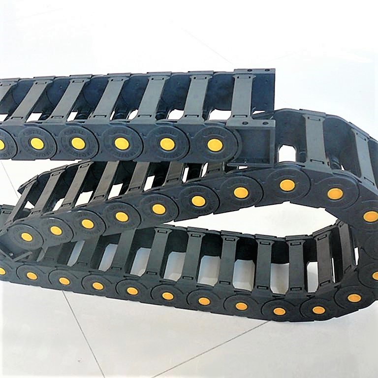 Similar to the plastic drag chain of energy cable carrier, it is suitable for full-automatic CNC machine tools and lathes