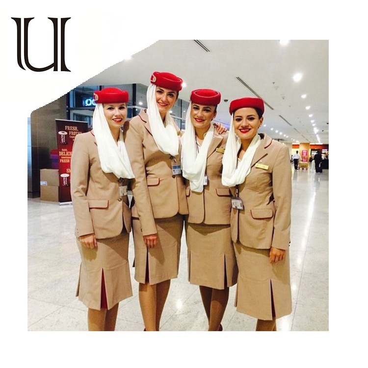 Модная авиационная форма стюардессы emirates