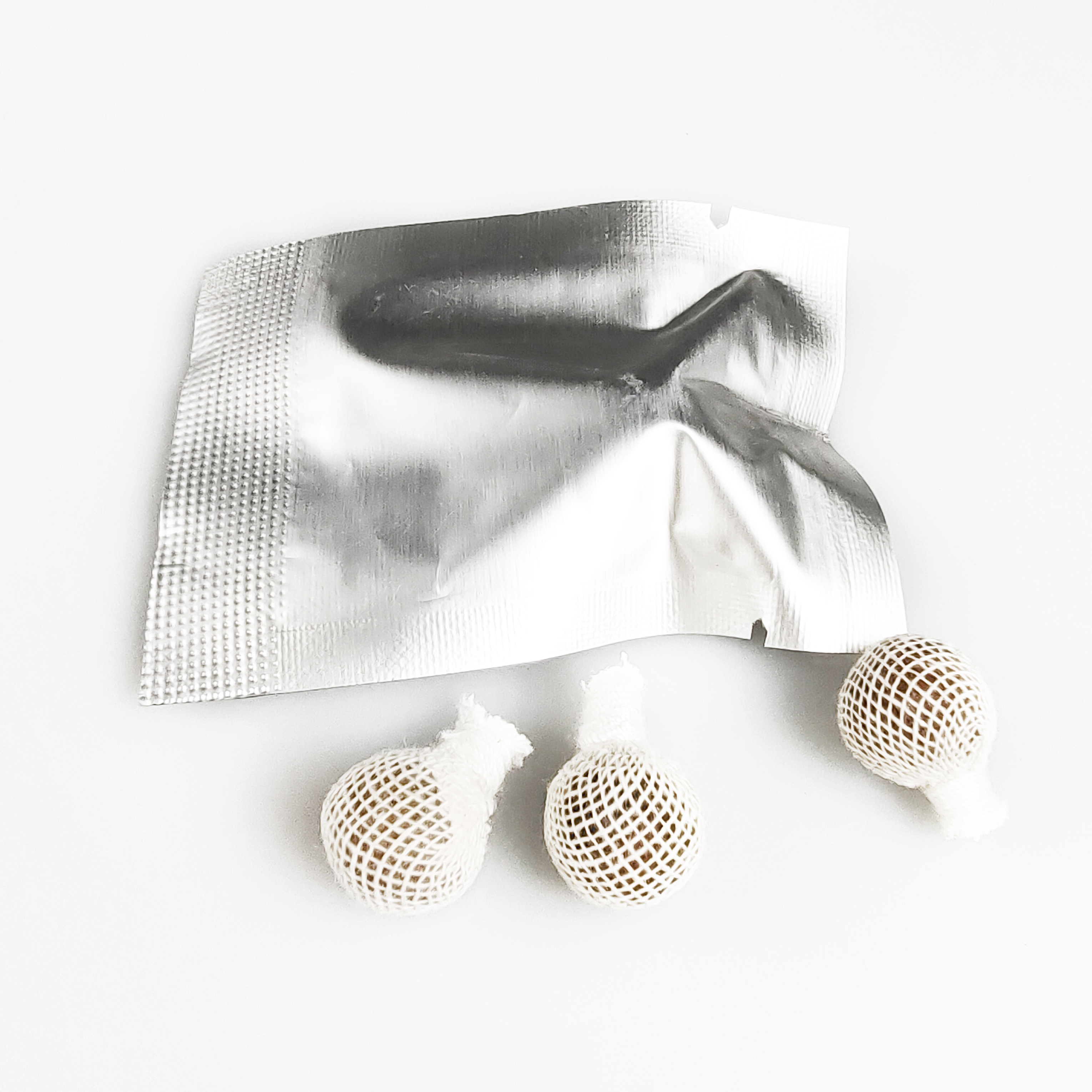 Factory supply yoni pearls with no logo organic yoni pearls vagina clean point yoni pearls reviews 2020