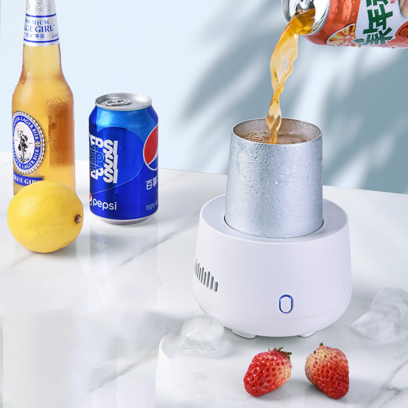 Car mini refrigerator car with 12 v home dual-use refrigerated lorries 24 v portable car small refrigeration cup
