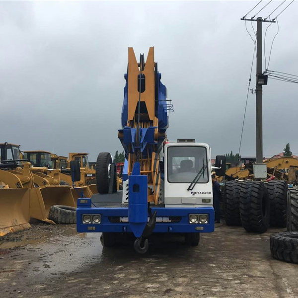 Подержанный вездеходный кран 55t Tadano GR250N, Подержанный вездеходный кран на продажу, Подержанный Автокран Tadano 50 тонн