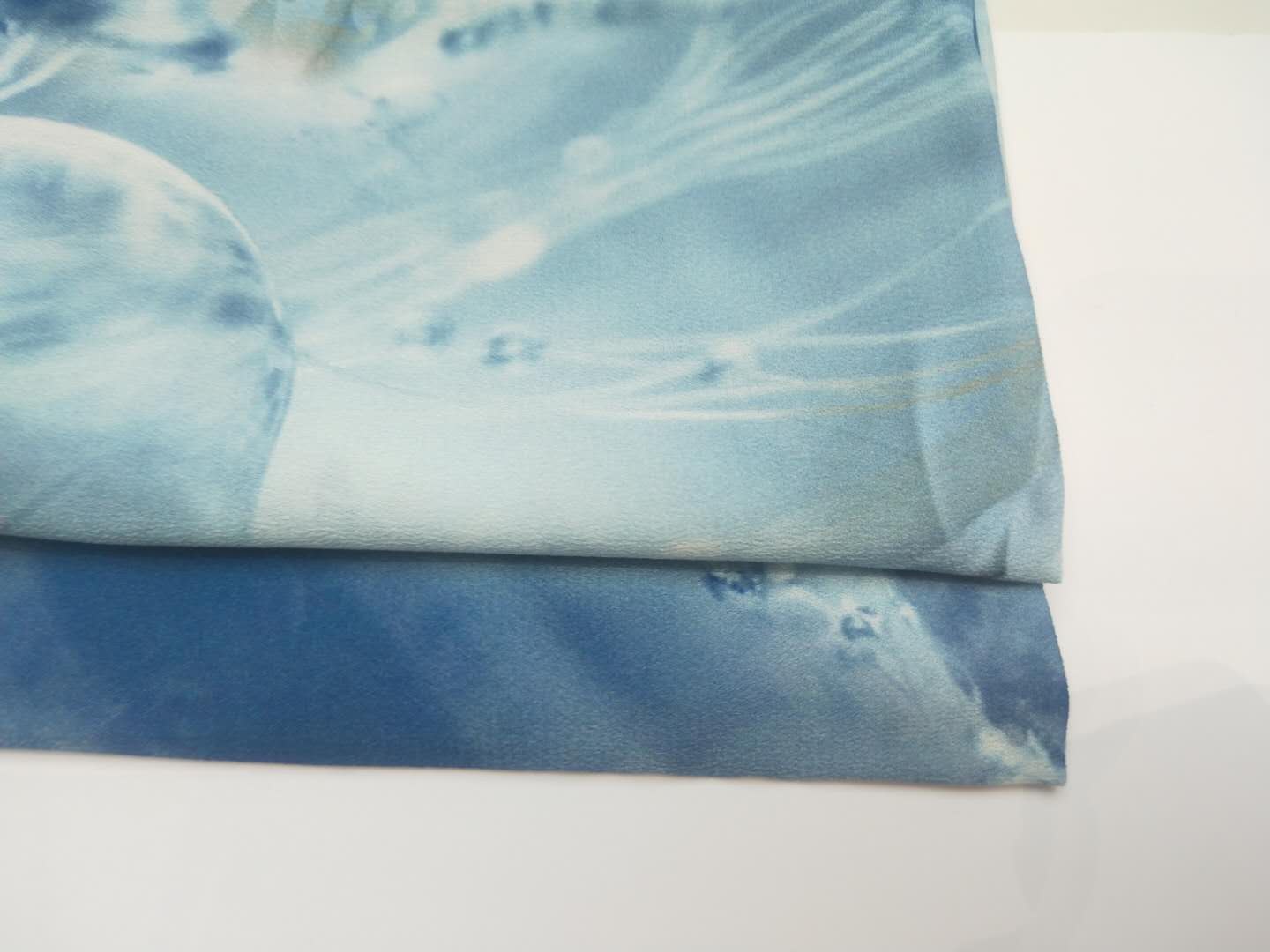 Customised china 100 viscose rayon fabric crepe digital print