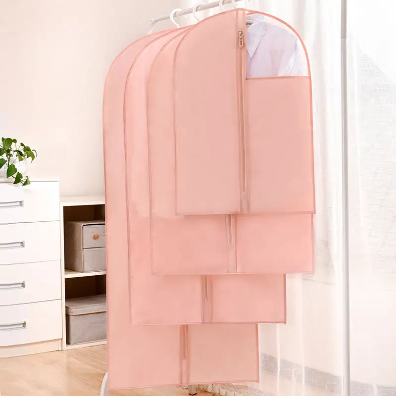 Изготовленным на заказ логосом нетканый/Оксфордские ткани складывающийся туристический платье одежда оптом прозрачный розовый Портплед костюм крышка для защиты от пыли