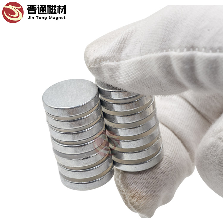 High Quality Customized Size N52 Disc Magnet Neodymium N35 Magnet 15X2