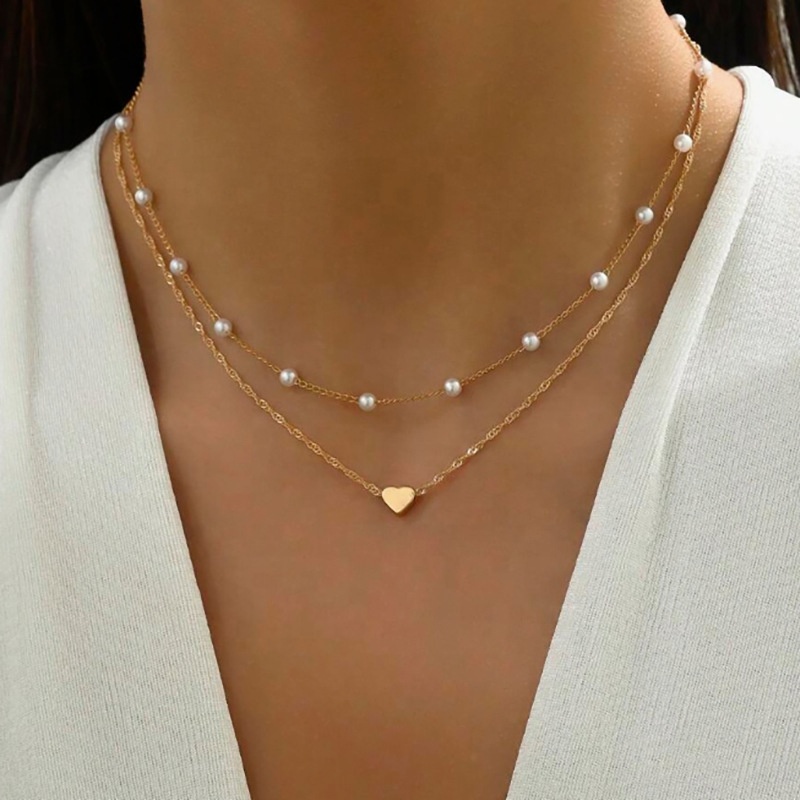 2024 Classic White Natural Pearl Necklace Gold Love Heart Necklace for Women Summer Vacation Seaside Party Jewelry Gift