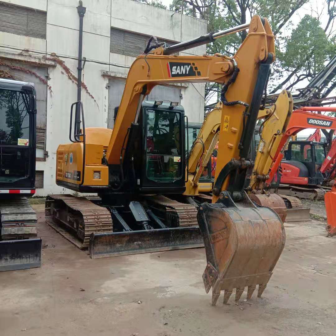 Дешевые 8 тонн экскаваторов Sany SY75C