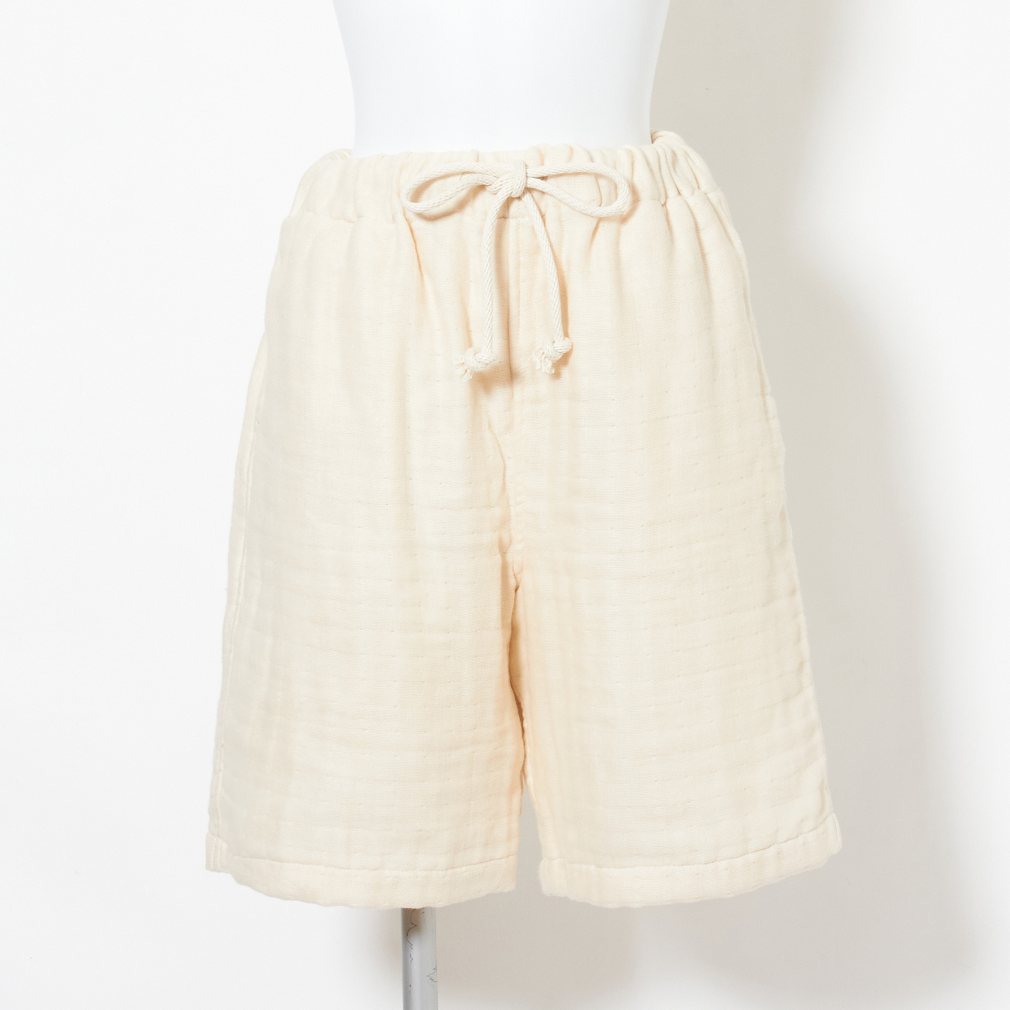 Wholesale cotton boy's shorts with a soft texture and a lightness