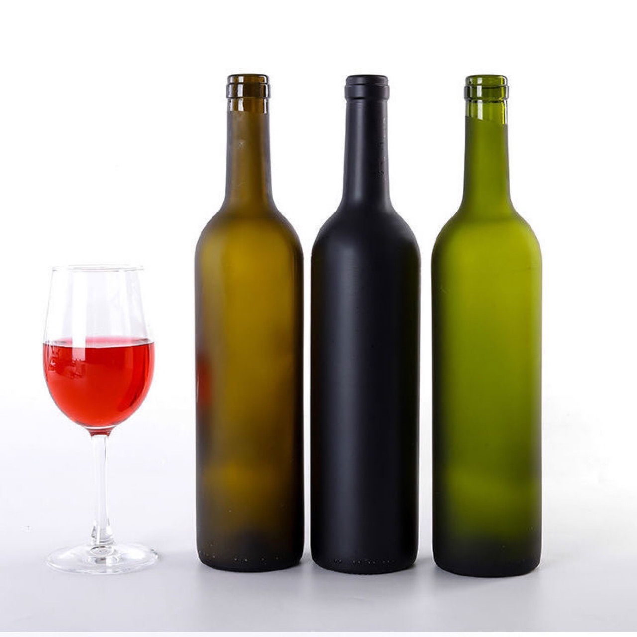 Custom Design 500 ML 750 ML Frosted Clear Black Round Shape Glass Material Liquor Wine Bottle With Wooden Cork