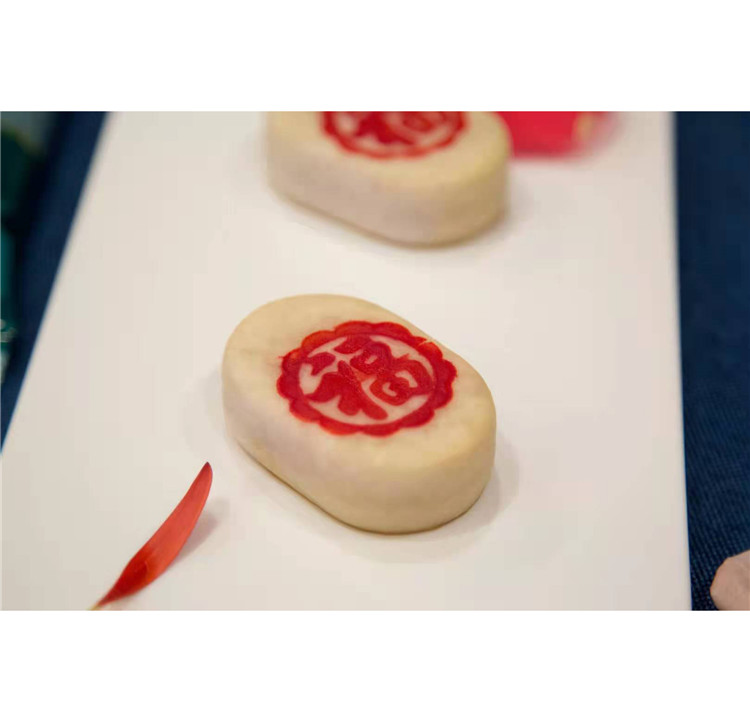 Cantonese Mid-autumn Festival Handmade Snack Pastry Liuxin Custard Mooncake