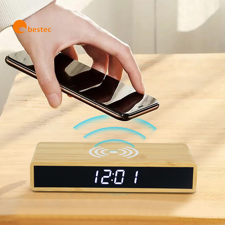 Wholesale Bamboo Wireless Charging Station Custom Mobile Phone Slim Wooden Pad with clock