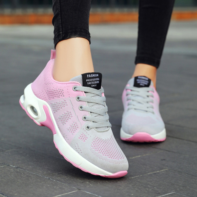 LCFC 2021 Breathable light mesh walking style girls shoe running casual sport shoes women