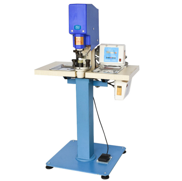 QS-828 Pneumatic all in one snap button attaching fastener machine eyelet machine Belt buckle sewing machine