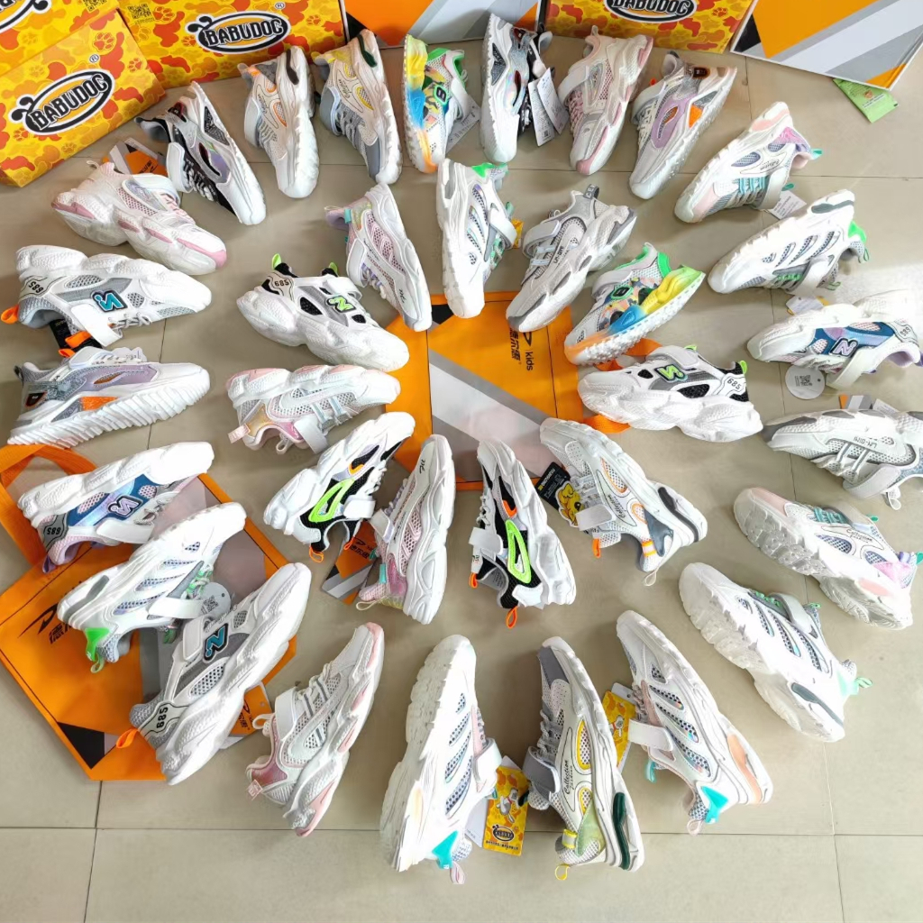 Wholesale cheap shoes, a wide variety of children's shoes in stock