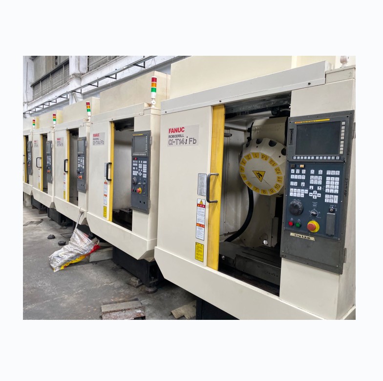 Используется Япония Высокая точность FANUC T14 CNC обрабатывающий центр