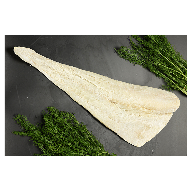 Вкусная сухая соленая филе морской трески