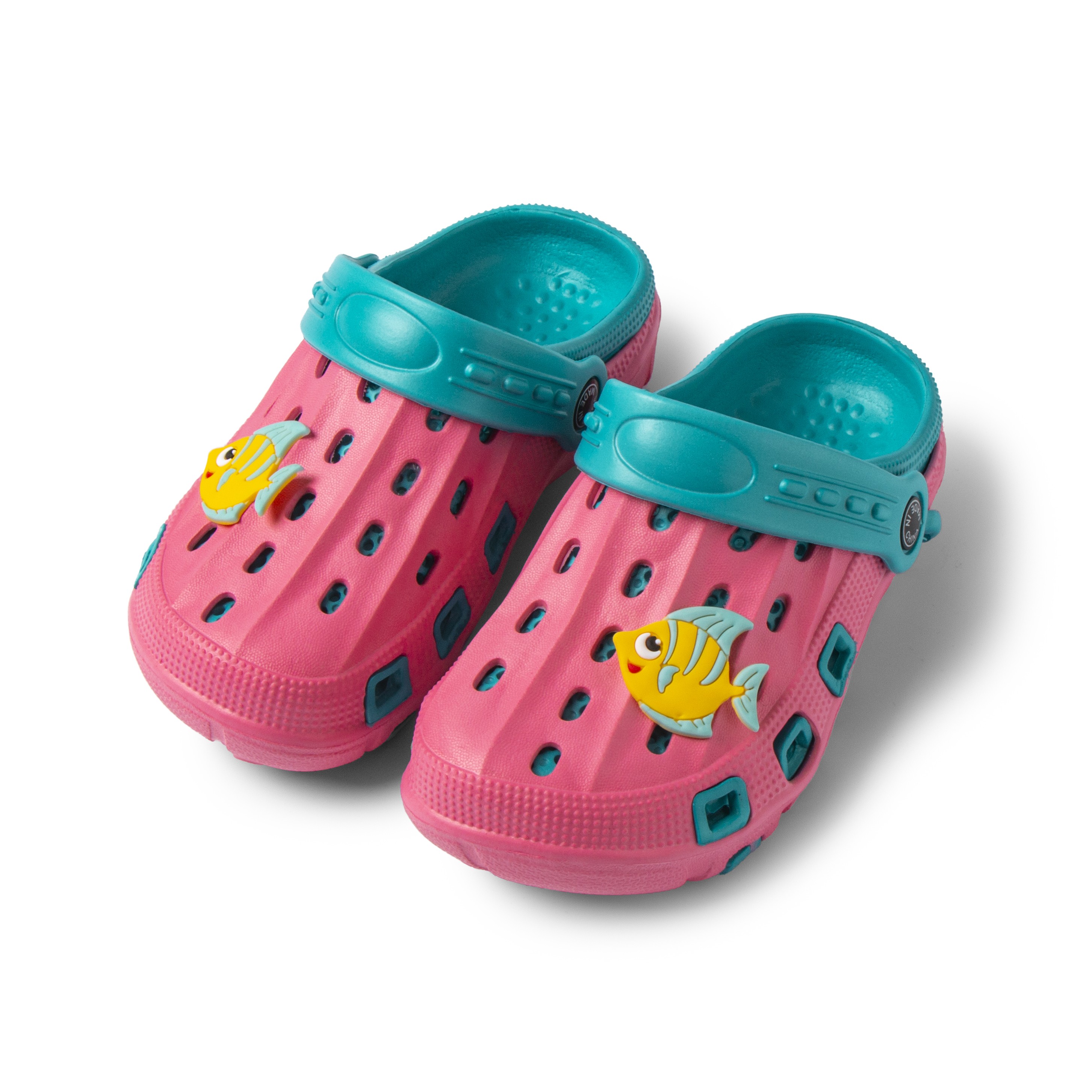 Hot selling children's cartoon outdoor breathable slippers summer slippers for kids