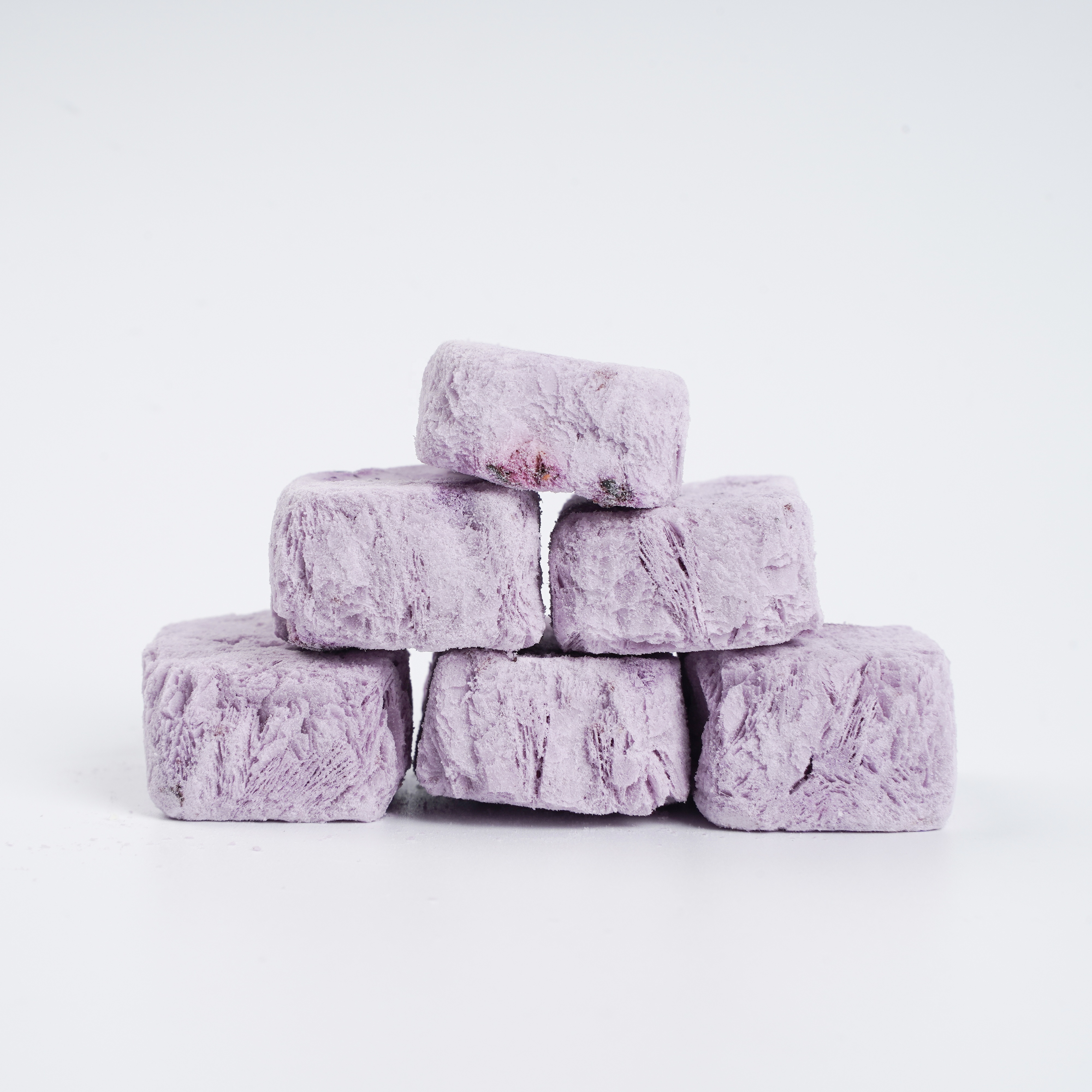 Popular 3g/cube Healthy Candy OEM Low MOQ nutritious infant Packing Quality infant Snacks Freeze Dried fruit Yogurt chunk