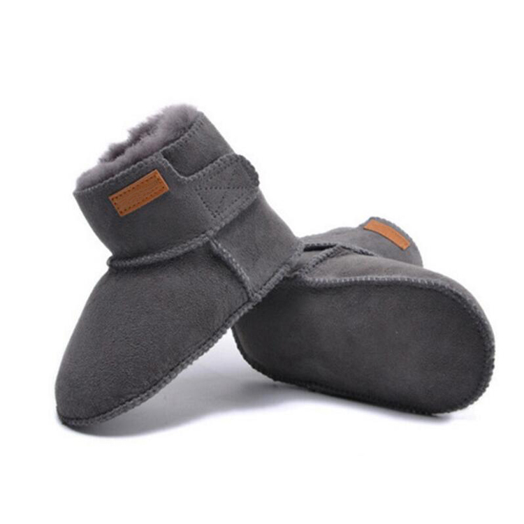 Warm sheepskin fur toddler baby booties lambskin kids prewalker baby boots wholesale winter shoes