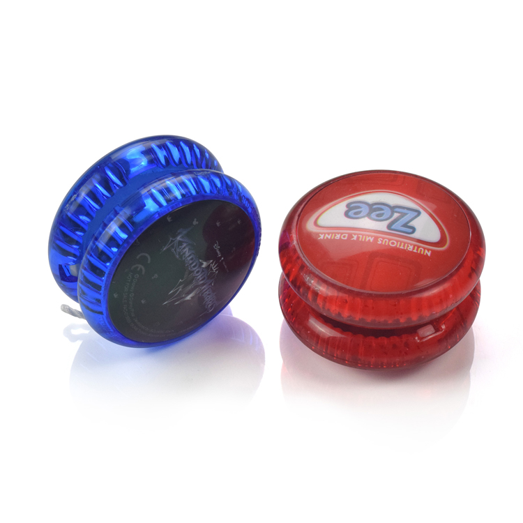 Пластиковая Светодиодная лампа yoyo с индивидуальным логотипом yoyo Бесплатный Образец