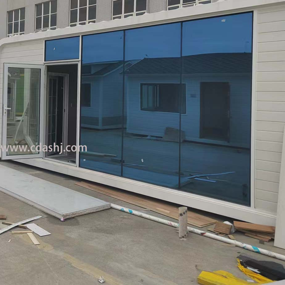 Outdoor Prefab House Living And Working Apple Cabin Customized Modular Design Office Pod Prefabricated House Apple Cabin