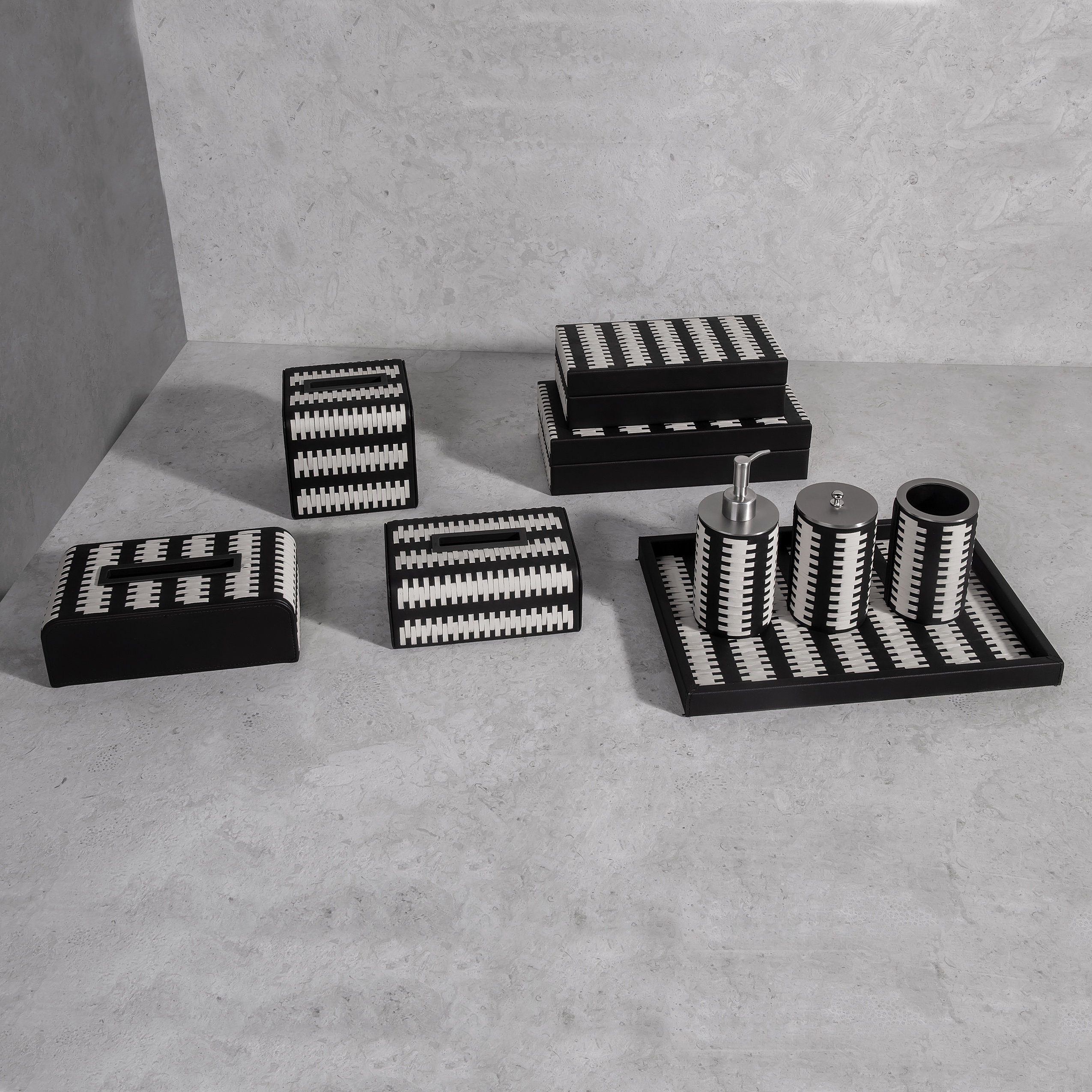M3-174luxury high end trays soap dispenser tissue box photo frame home decor items ecofriendly hotel decoration set