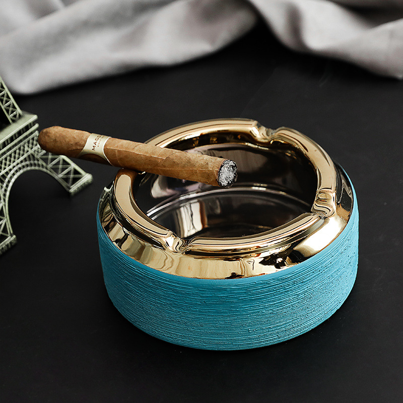 2021 manufacturer hot sale golden cool ashtray custom logo fashion luxury ashtray ceramic cigar ashtray