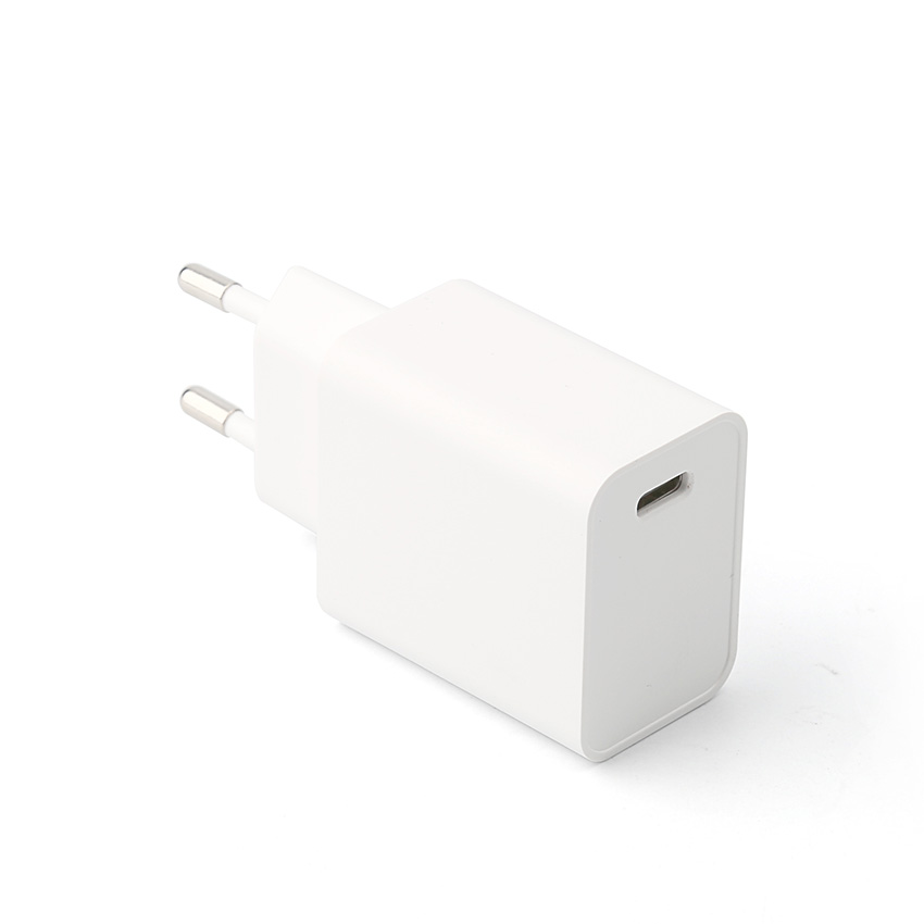 2020 New EU Plug 18W Single Port 5V 3A 9V 2A 12V 1.5A PD QC 3.0 USB Type C Fast Wall Charger for Mobile Phone
