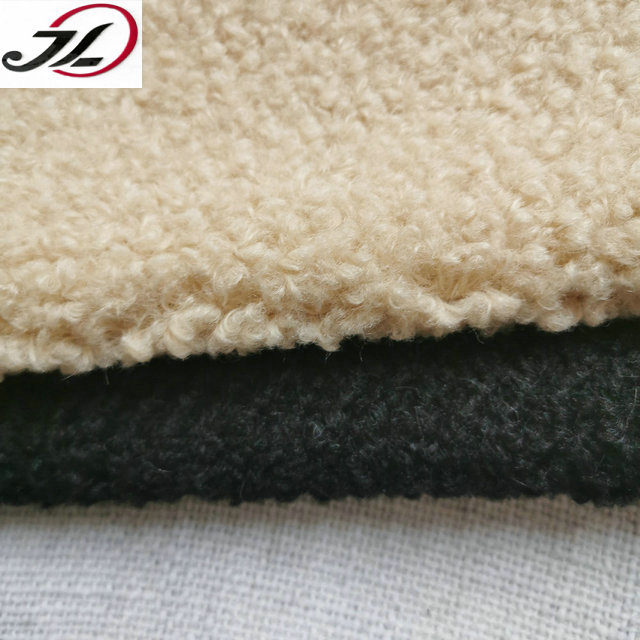 China manufactuer 100%polyester fleece super soft velvet sherpa fabric for coat
