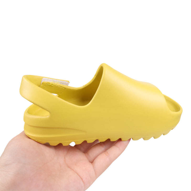 JIANHUI OEM ODM RTS Shower Children Boy Soft Summer Bathroom Slides YEEZY EVA Kids Slippers
