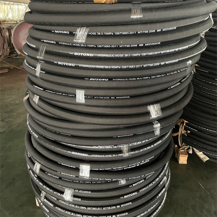 Multifunctional 1SN 2SN oil high pressure rubber hoses hydraulic flexible hose