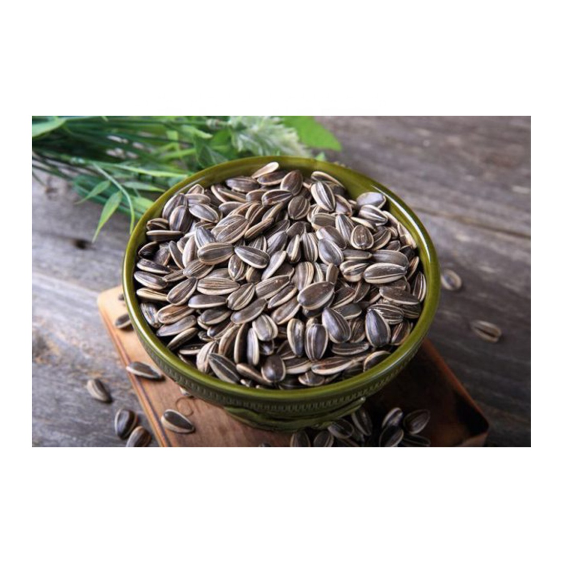 100% natural bulk sunflower seed kernels oil seeds non-GMO whosale natural Kazakhstan organic sunflower