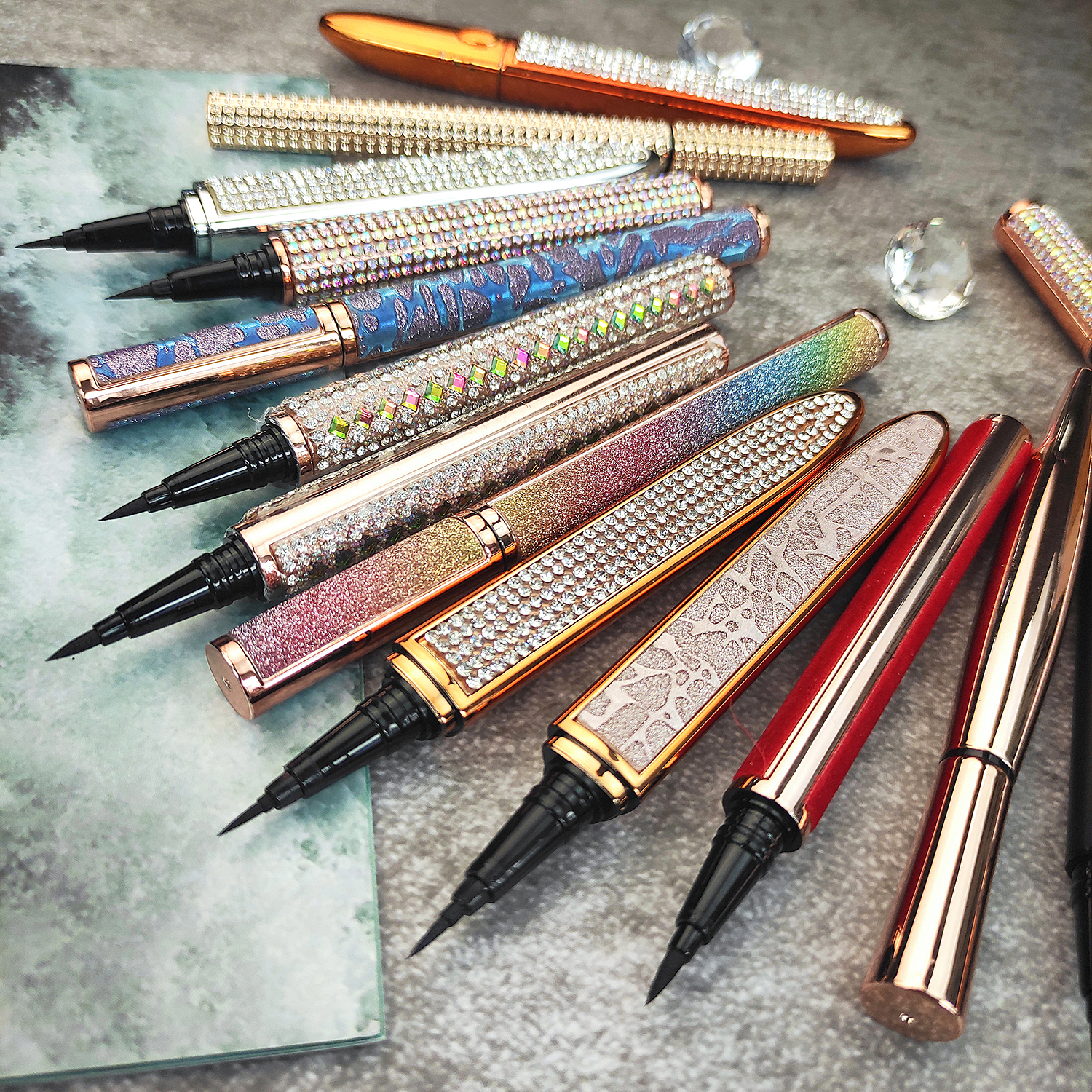 Wholesale New Design Adhesive Eyeliner for Other Eyelashes Private Label Waterproof Lash Glue Pen Glue Adhesive Magic Eyeliner