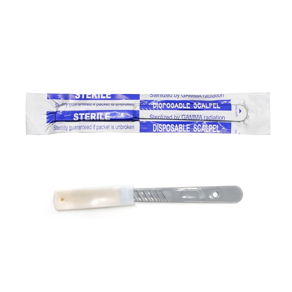 Disposable scalpel for medical use
