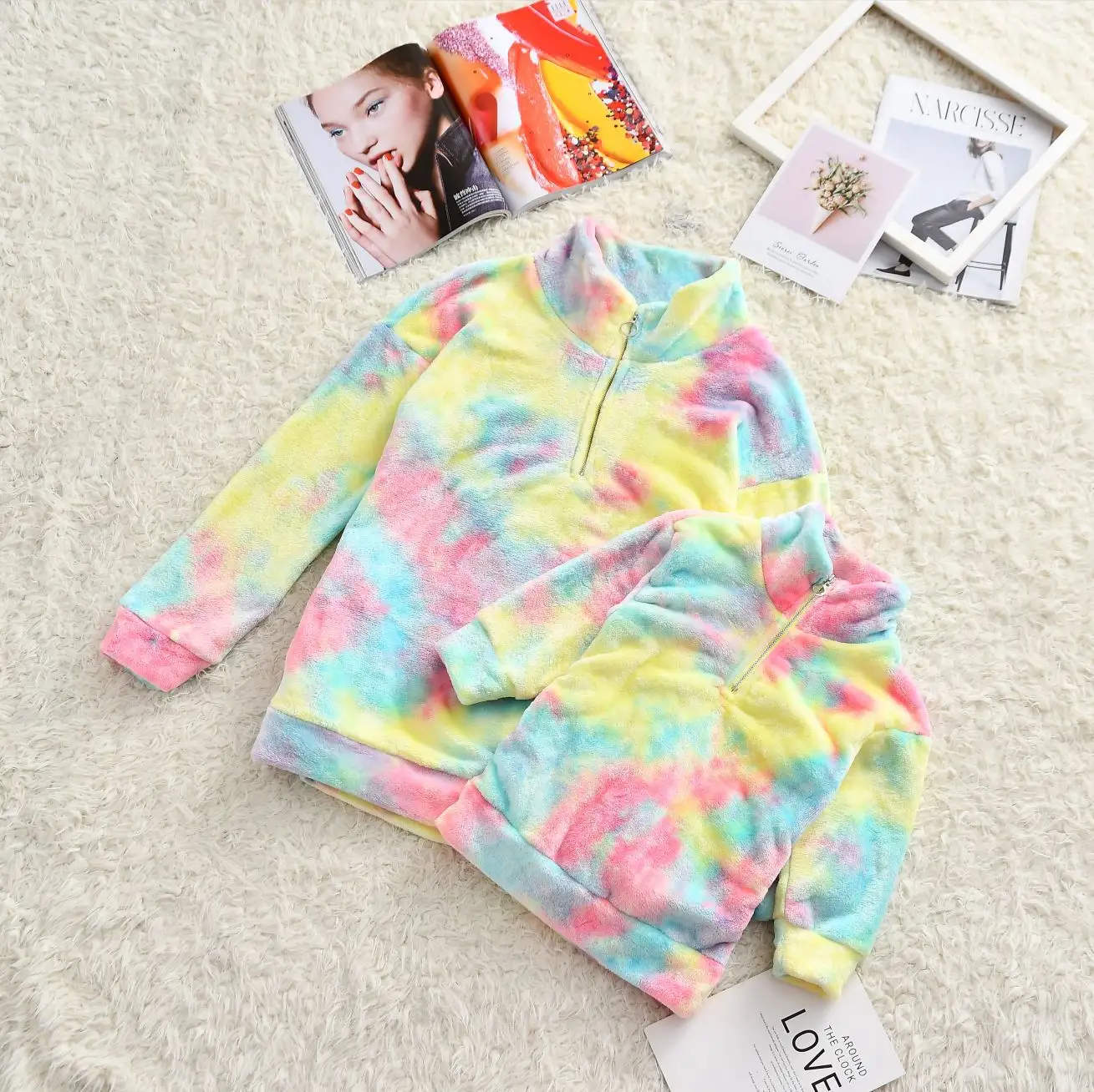 PT-004 hot sell colorful tie dye print long sleeve faux fur top for women & kids winter mommy and me outwear sherpa pullover