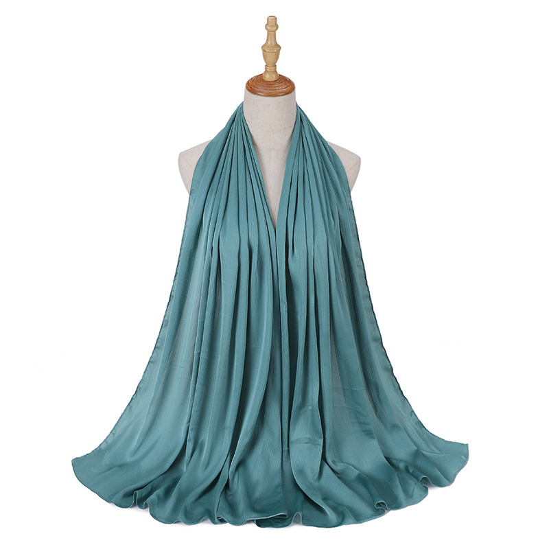 2021 new style Malay Indonesia natural wrinkled monochrome long scarf breathable women's long scarf