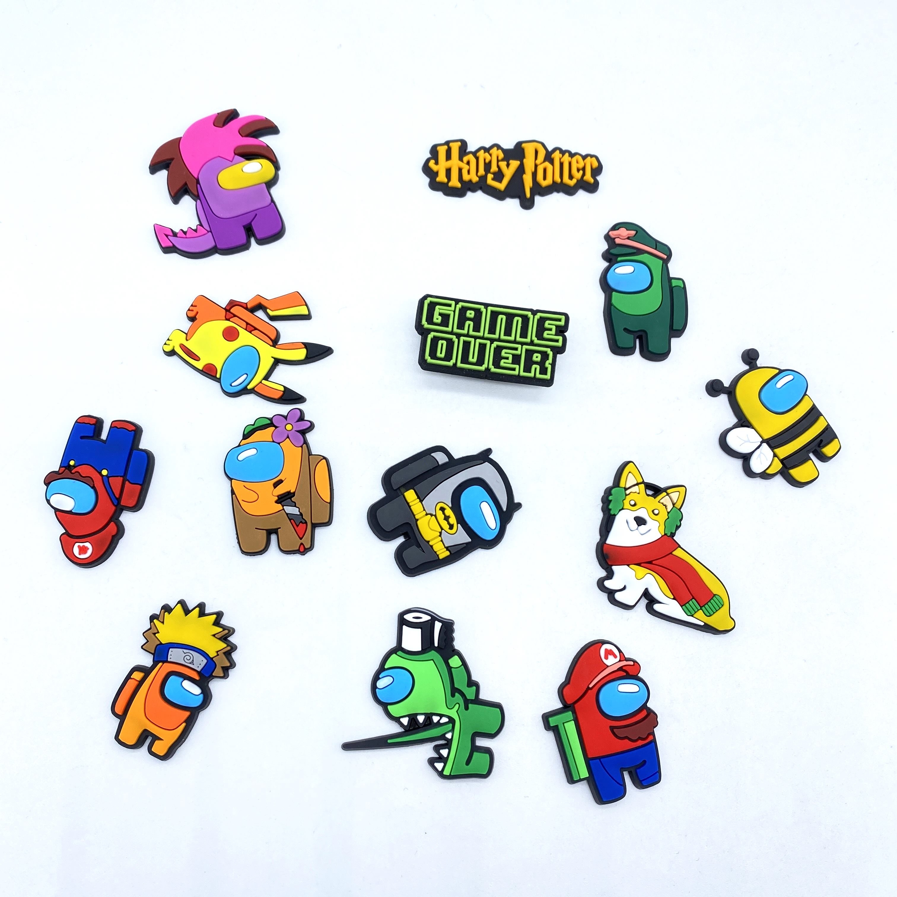 Игрушка из игры, дизайнерская, недорогая, изготовленная на заказ, мягкая, из ПВХ, мультяшная, подвеска для обуви Crewmate для украшения обуви
