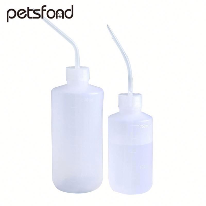 Plastic watering can H0TVY