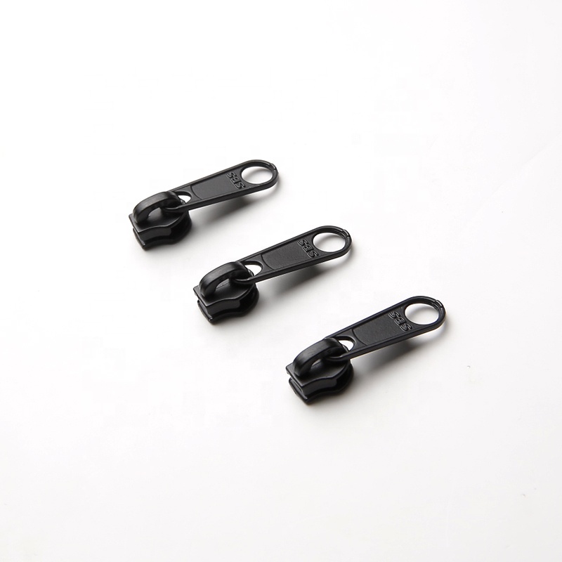SBS High Quality Long Piece Zipper Puller Size 3 Custom Nylon Electrophoresis Bags Garments Zinc Alloy Brass Clothing Luggage